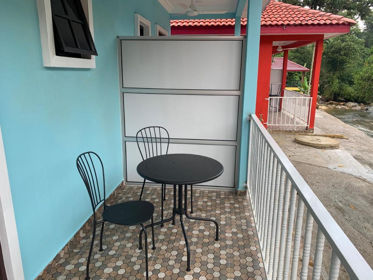 Chalet Latip D'Ayer Itam Hotell Kampong Ayer Hitam  Eksteriør bilde